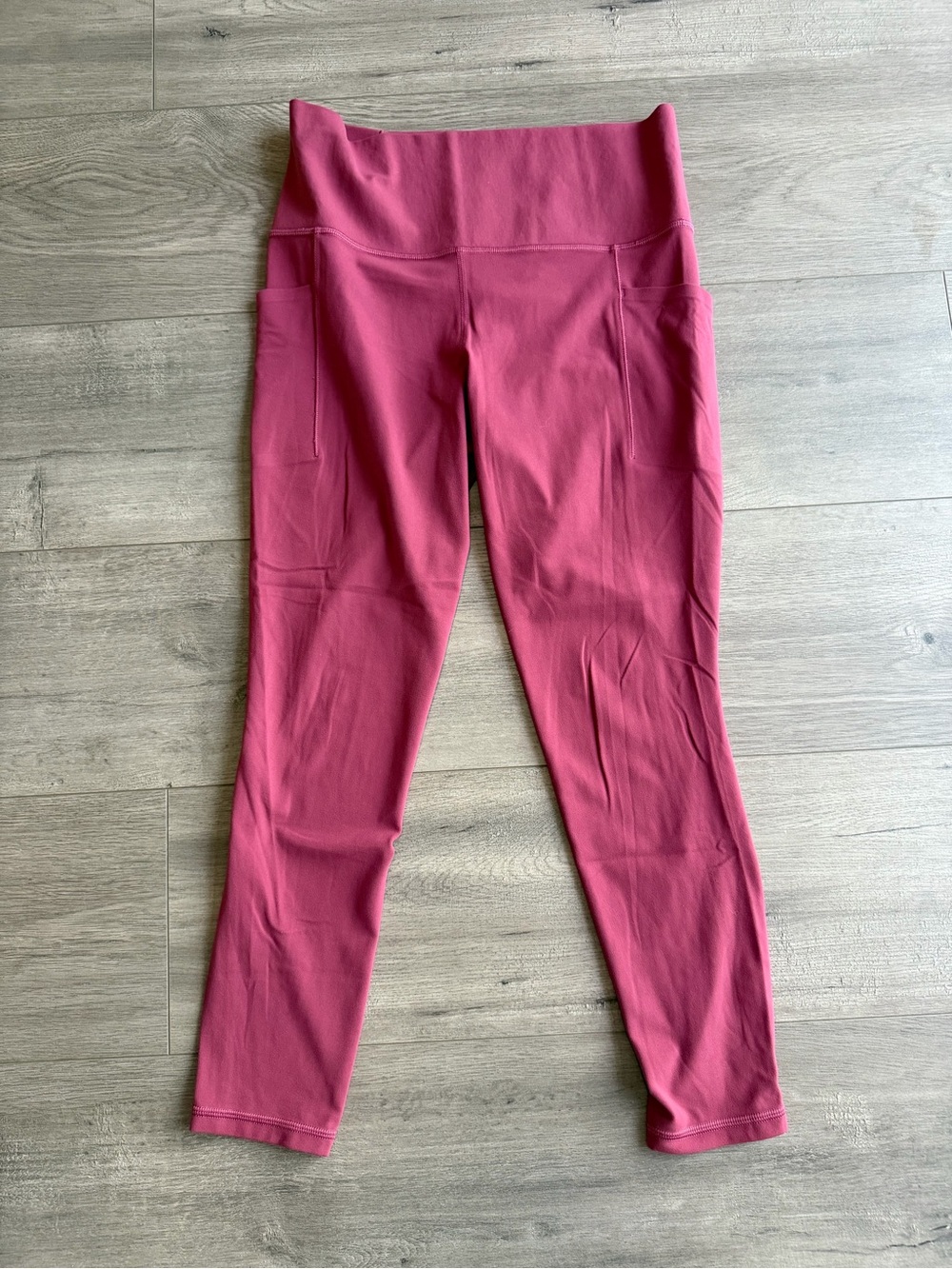 Athleta Salutation Stash Pocket II Tight - muted berry - size petite medium